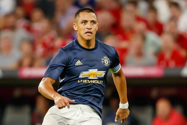 MUNICH, GERMANY - AUGUST 05: Alexis Sanchez of Manchester United looks on during the friendly match between Bayern Muenchen and Manchester United at Allianz Arena on August 5, 2018 in Munich, Germany. (Photo by TF-Images/Getty Images)
