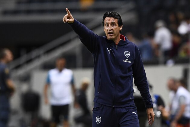 Arsenal's coach Unai Emery reacts during the friendly football match between Arsenal and Lazio in Solna, Sweden on August 4, 2018. (Photo by Jonathan NACKSTRAND / AFP)        (Photo credit should read JONATHAN NACKSTRAND/AFP/Getty Images)