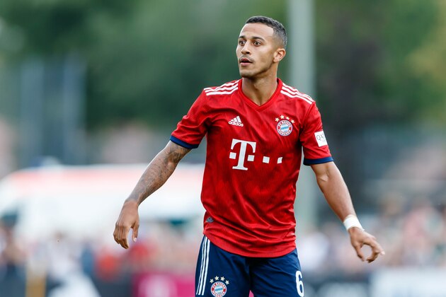 ROTTACH-EGERN, GERMANY - AUGUST 08: Thiago Alcantara of Bayern Muenchen looks on during the friendly match between SV Rottach-Egern and FC Bayern Muenchen on August 8, 2018 in Rottach-Egern, Germany. (Photo by TF-Images/Getty Images)