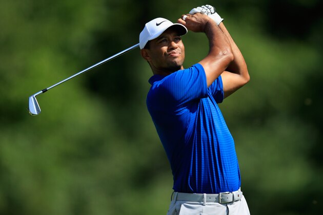 ST LOUIS, MO - AUGUST 11:  Tiger Woods of the United States plays his shot from the 13th tee during the third round of the 2018 PGA Championship at Bellerive Country Club on August 11, 2018 in St Louis, Missouri.  (Photo by Andy Lyons/Getty Images)