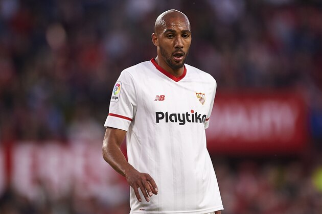 SEVILLE, SPAIN - MAY 04:  Steven N'Zonzi of Sevilla FC looks on during the La Liga match between Sevilla and Real Sociedad  at Estadio Ramon Sanchez Pizjuan on May 4, 2018 in Seville, .  (Photo by Aitor Alcalde Colomer/Getty Images)
