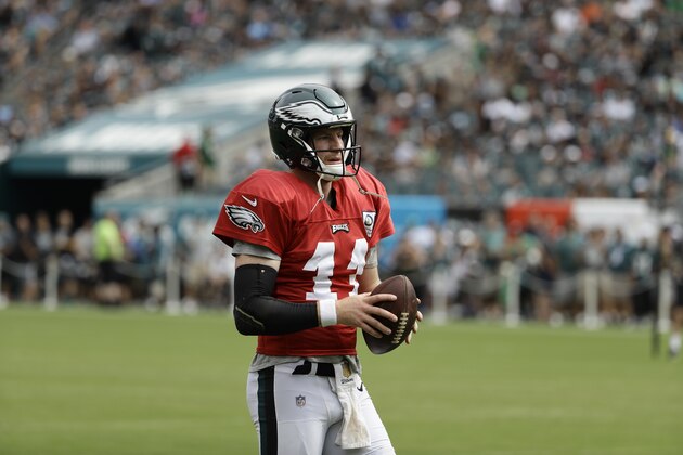 Philadelphia Eagles' Carson Wentz in action during a practice at NFL football training camp, Saturday, Aug. 11, 2018, in Philadelphia. (AP Photo/Matt Slocum)