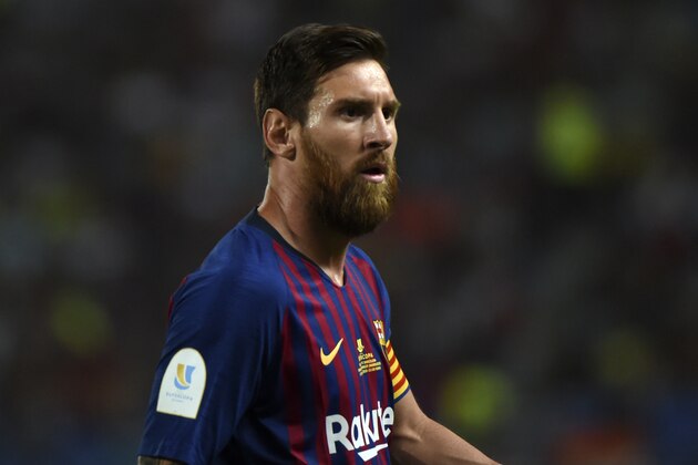 Barcelona's Argentinian forward Lionel Messi looks on during the Spanish Super Cup final between Sevilla and FC Barcelona at Ibn Batouta stadium in the Moroccan city of Tangiers on August 12, 2018. (Photo by FADEL SENNA / AFP)        (Photo credit should read FADEL SENNA/AFP/Getty Images)