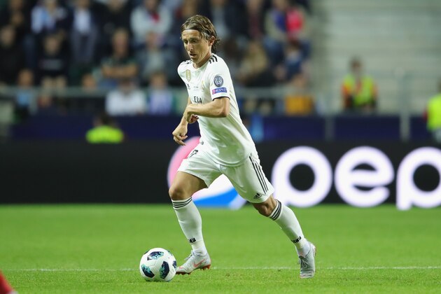 TALLINN, ESTONIA - AUGUST 15:  Luka Modric of Real runs with the ball during the UEFA Super Cup between Real Madrid and Atletico Madrid at Lillekula Stadium on August 15, 2018 in Tallinn, Estonia.  (Photo by Alexander Hassenstein/Getty Images)