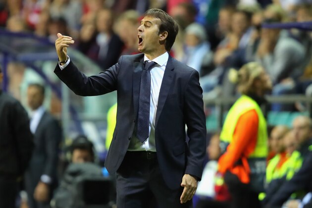 TALLINN, ESTONIA - AUGUST 15:  Julen Lopetegui, head coach of Real reacts during the UEFA Super Cup between Real Madrid and Atletico Madrid at Lillekula Stadium on August 15, 2018 in Tallinn, Estonia.  (Photo by Alexander Hassenstein/Getty Images)