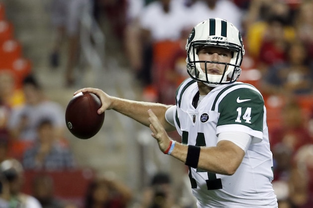 New York Jets quarterback Sam Darnold (14) looks to pass the ball during the first half of a preseason NFL football game against the Washington Redskins, Thursday, Aug. 16, 2018, in Landover, Md. (AP Photo/Alex Brandon)