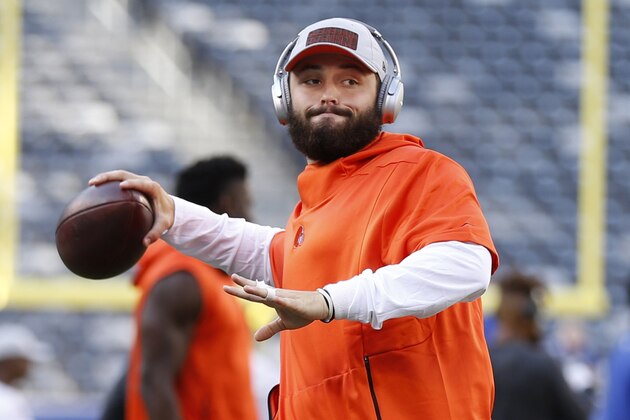 Cleveland Browns quarterback Baker Mayfield warms up before a preseason NFL football game against the New York Giants Thursday, Aug. 9, 2018, in East Rutherford, N.J. (AP Photo/Adam Hunger)
