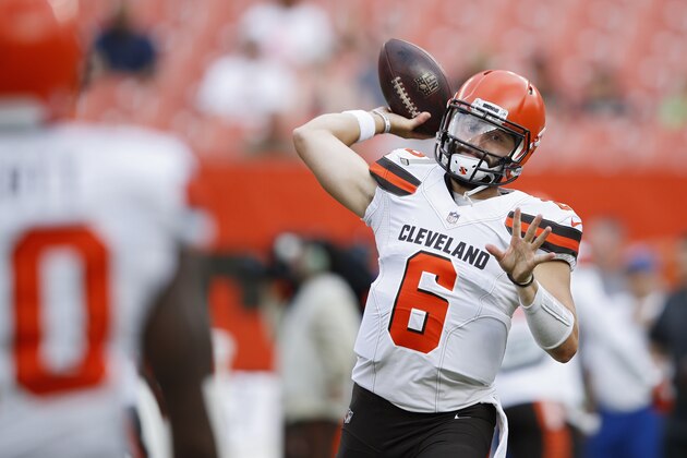 CLEVELAND, OH - AUGUST 17: Baker Mayfield #6 of the Cleveland Browns warms up before a preseason game against the Buffalo Bills at FirstEnergy Stadium on August 17, 2018 in Cleveland, Ohio. (Photo by Joe Robbins/Getty Images)