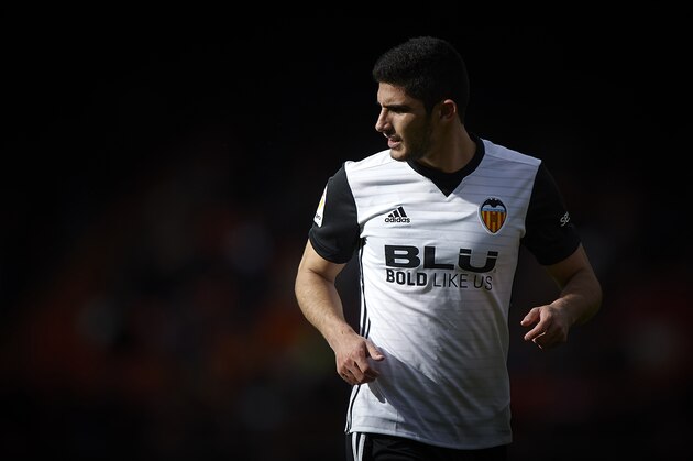 VALENCIA, SPAIN - MARCH 17:  Goncalo Guedes of Valencia looks on during the La Liga match between Valencia and Deportivo Alaves at Mestalla stadium on March 17, 2018 in Valencia, Spain.  (Photo by Quality Sport Images/Getty Images)