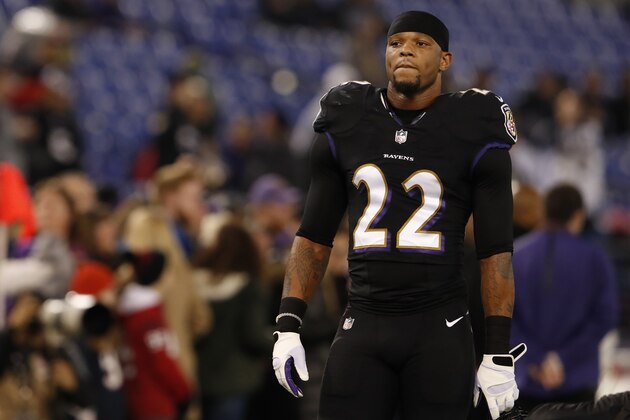 BALTIMORE, MD - NOVEMBER 27: Cornerback Jimmy Smith #22 of the Baltimore Ravens stands on the field during warms up prior to the game against the Houston Texans at M&T Bank Stadium on November 27, 2017 in Baltimore, Maryland. (Photo by Todd Olszewski/Getty Images)