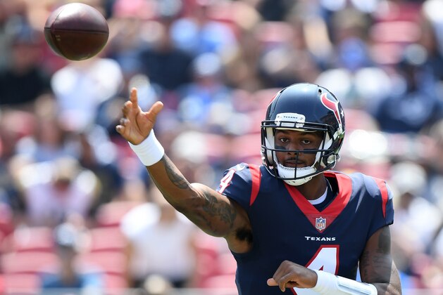LOS ANGELES, CA - AUGUST 25:  Deshaun Watson #4 of the Houston Texans passes during the first quarter of a preseason game against the Los Angeles Rams at Los Angeles Memorial Coliseum on August 25, 2018 in Los Angeles, California.  (Photo by Harry How/Getty Images)