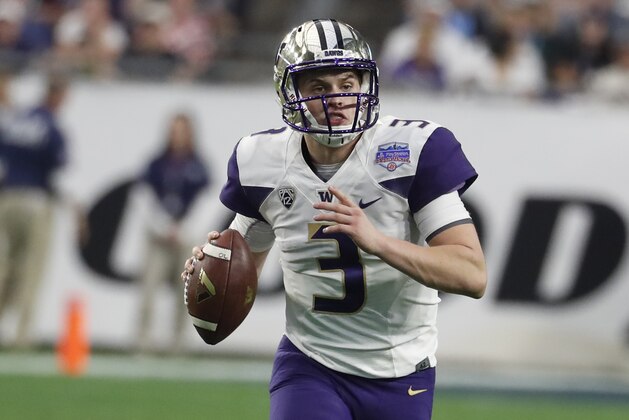 Washington quarterback Jake Browning (3) against Penn State during the Fiesta Bowl NCAA college football game, Saturday, Dec. 30, 2017, in Glendale, Ariz. (AP Photo/Rick Scuteri)