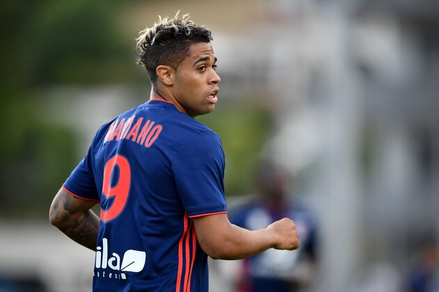 Lyon's Spanish forward Mariano Diaz looks on during the friendly football match between FC Sion and Olympique Lyonnais on July 13, 2018 at the St Germain stadium in Saviese. (Photo by Fabrice COFFRINI / AFP)        (Photo credit should read FABRICE COFFRINI/AFP/Getty Images)