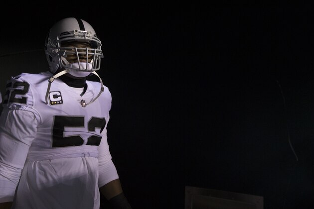 PHILADELPHIA, PA - DECEMBER 25: Khalil Mack #52 of the Oakland Raiders walks onto the field prior to the game against the Philadelphia Eagles at Lincoln Financial Field on December 25, 2017 in Philadelphia, Pennsylvania. (Photo by Mitchell Leff/Getty Images)