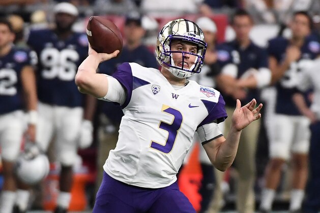 GLENDALE, AZ - DECEMBER 30:  Jake Browning #3 of the Washington Huskies throws the ball against the Penn State Nittany Lions during the Playstation Fiesta Bowl at University of Phoenix Stadium on December 30, 2017 in Glendale, Arizona.  (Photo by Norm Hall/Getty Images)