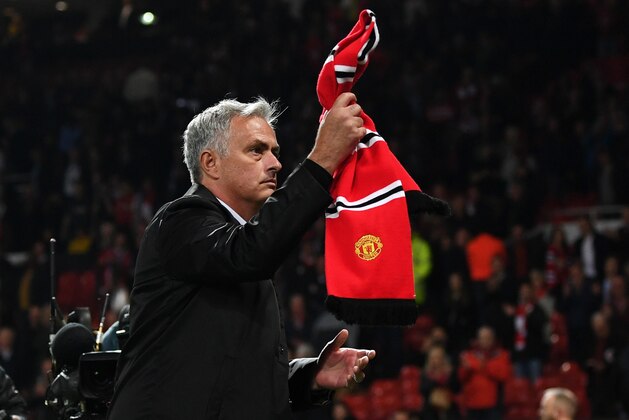 MANCHESTER, ENGLAND - AUGUST 27:  Jose Mourinho, Manager of Manchester United applauds fans after the Premier League match between Manchester United and Tottenham Hotspur at Old Trafford on August 27, 2018 in Manchester, United Kingdom.  (Photo by Michael Regan/Getty Images)