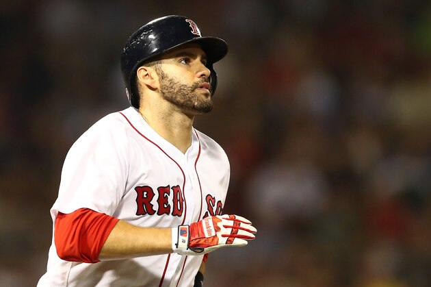 BOSTON, MA - AUGUST 28:  J.D. Martinez #28 of the Boston Red Sox runs to first base in the fifth inning a game against the Miami Marlins at Fenway Park on August 28, 2018 in Boston, Massachusetts.  (Photo by Adam Glanzman/Getty Images)