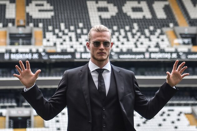 German goalkeeper Loris Karius poses on the football picth of the Vodafone Park Stadium, on August 29, 2018 after his presentation, in Istanbul. - Liverpool goalkeeper Loris Karius has joined Turkish football team Besiktas for a two-year loan deal. (Photo by OZAN KOSE / AFP)        (Photo credit should read OZAN KOSE/AFP/Getty Images)