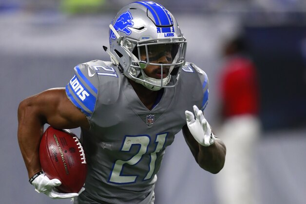 Detroit Lions running back Ameer Abdullah (21) returns a kickoff against the Chicago Bears during an NFL football game in Detroit, Saturday, Dec. 16, 2017. The Lions defeated the Bears 20-10. (Jeff Haynes/AP Images for Panini)