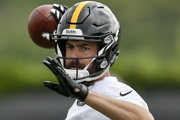 Pittsburgh Steelers quarterback Landry Jones (3) during NFL football practice, Thursday, May 31, 2018, in Pittsburgh. (AP Photo/Keith Srakocic)
