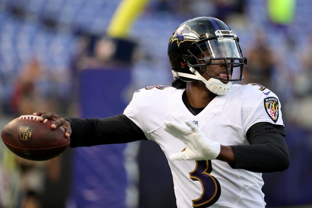 BALTIMORE, MD - AUGUST 30: Quarterback Robert Griffin III #3 of the Baltimore Ravens warms up before the start of the Ravens and Washington Redskins preseason game at M&T Bank Stadium on August 30, 2018 in Baltimore, Maryland. (Photo by Rob Carr/Getty Images)