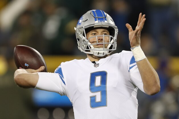 Detroit Lions quarterback Matthew Stafford warms up before an NFL football game against the Green Bay Packers Monday, Nov. 6, 2017, in Green Bay, Wis. (AP Photo/Matt Ludtke)