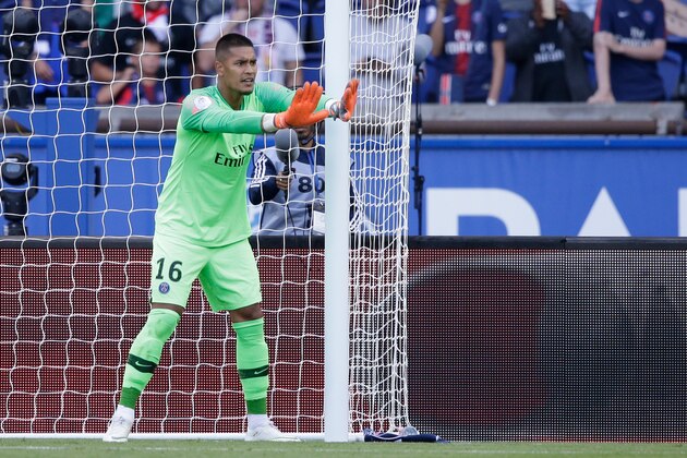 PARIS, FRANCE - AUGUST 25: Alphonse Areola of Paris Saint Germain  during the French League 1  match between Paris Saint Germain v Angers at the Parc des Princes on August 25, 2018 in Paris France (Photo by Jeroen Meuwsen/Soccrates/Getty Images)