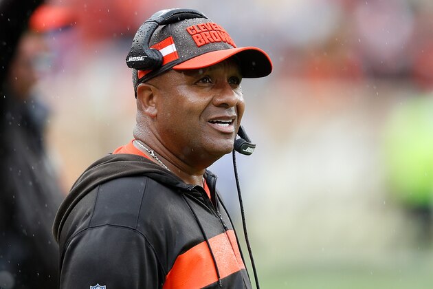CLEVELAND, OH - SEPTEMBER 09:  Head coach Hue Jackson of the Cleveland Browns looks on during the fourth quarter against the Pittsburgh Steelers at FirstEnergy Stadium on September 9, 2018 in Cleveland, Ohio. (Photo by Joe Robbins/Getty Images)