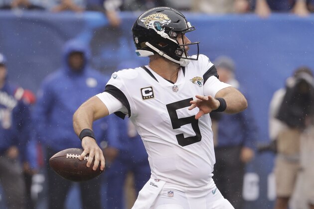 Jacksonville Jaguars quarterback Blake Bortles (5) throws a pass during the first half of an NFL football game against the New York Giants Sunday, Sept. 9, 2018, in East Rutherford, N.J. (AP Photo/Seth Wenig)