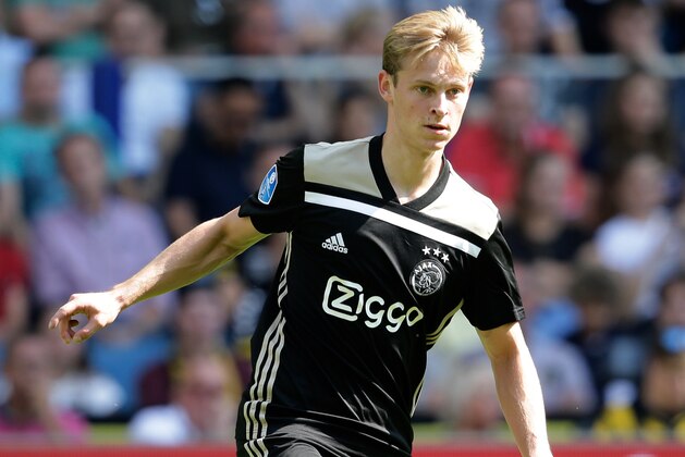 ARNHEM, NETHERLANDS - SEPTEMBER 2: Frenkie de Jong of Ajax  during the Dutch Eredivisie  match between Vitesse v Ajax at the GelreDome on September 2, 2018 in Arnhem Netherlands (Photo by Erwin Spek/Soccrates/Getty Images)