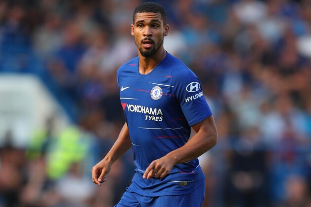 LONDON, ENGLAND - SEPTEMBER 01: Ruben Loftus-Cheek of Chelsea during the Premier League match between Chelsea FC and AFC Bournemouth at Stamford Bridge on September 1, 2018 in London, United Kingdom. (Photo by Catherine Ivill/Getty Images)