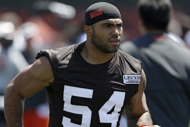 FILE - In this July 26, 2018, file photo, Cleveland Browns' Mychal Kendricks is shown during an NFL football training camp in Berea, Ohio. Federal prosecutors in Philadelphia say Cleveland Browns linebacker Mychal Kendricks used insider trading tips from an acquaintance to make about $1.2 million in illegal profits on four major trading deals. Kendricks says in a statement released by his lawyer Wednesday, Aug. 29, 2018, that he’s sorry and “deeply” regrets his actions.(AP Photo/Tony Dejak, File)