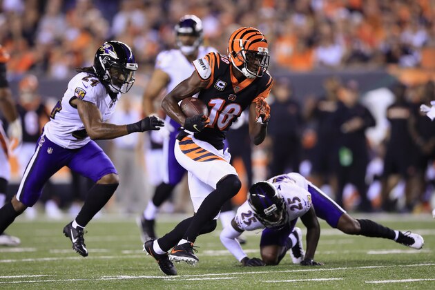 CINCINNATI, OH - SEPTEMBER 13:  A.J. Green #18 of the Cincinnati Bengals runs on his way to scoring a 32-yard receiving touchdown during the first quarter against the Baltimore Ravens at Paul Brown Stadium on September 13, 2018 in Cincinnati, Ohio.  (Photo by Andy Lyons/Getty Images)
