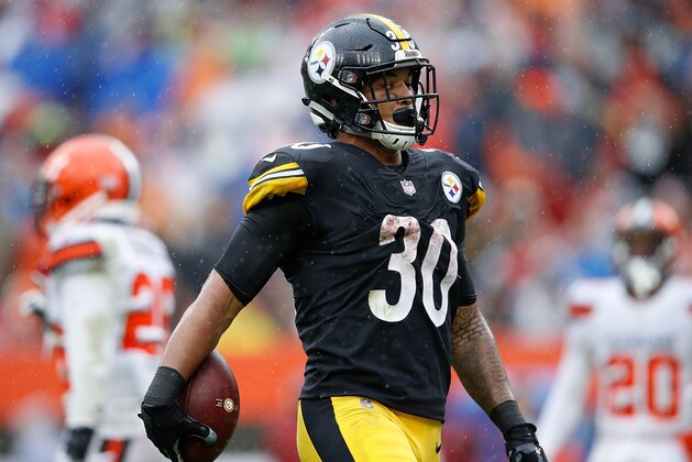 CLEVELAND, OH - SEPTEMBER 09:  James Conner #30 of the Pittsburgh Steelers holds the ball after rushing for a touchdown during the second quarter against the Cleveland Browns at FirstEnergy Stadium on September 9, 2018 in Cleveland, Ohio. (Photo by Joe Robbins/Getty Images)
