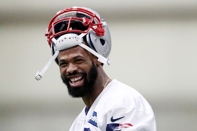 EDEN PRAIRIE, MN - FEBRUARY 02:  Kenny Britt #85 of the New England Patriots smiles during the New England Patriots practice on February 2,2018 at Winter Park in Eden Prairie, Minnesota.The New England Patriots will play the Philadelphia Eagles in Super Bowl LII on February 4.  (Photo by Elsa/Getty Images)