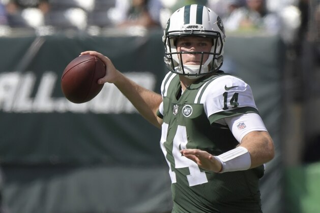 New York Jets quarterback Sam Darnold (14) throws a pass during the first half of an NFL football game Sunday, Sept. 16, 2018, in East Rutherford, N.J. (AP Photo/Bill Kostroun)
