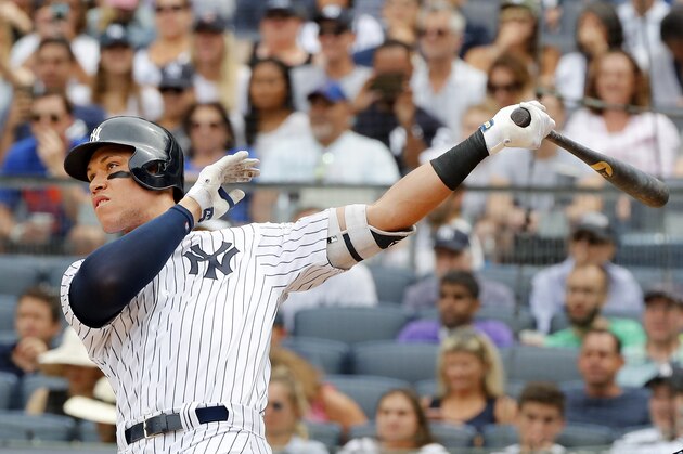 NEW YORK, NY - JULY 21:  Aaron Judge #99 of the New York Yankees hits a home run in the seventh inning during an interleague MLB baseball game against the New York Mets on July 21, 2018 at Yankee Stadium in the Bronx borough of New York City. Yankees won 7-6. (Photo by Paul Bereswill/Getty Images)
