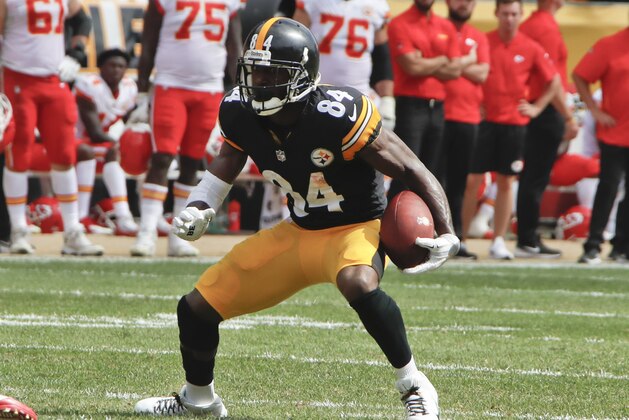 Pittsburgh Steelers wide receiver Antonio Brown (84) plays against the Kansas City Chiefs in an NFL football game Sunday, Sept. 16, 2018, in Pittsburgh. (AP Photo/Gene J. Puskar)