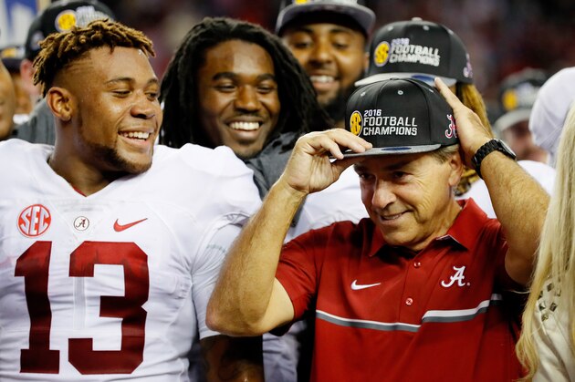 ATLANTA, GA - DECEMBER 03:  Head coach Nick Saban and ArDarius Stewart #13 of the Alabama Crimson Tide celebrate their 54 to 16 win over the Florida Gators during the SEC Championship game at the Georgia Dome on December 3, 2016 in Atlanta, Georgia.  (Photo by Kevin C. Cox/Getty Images)
