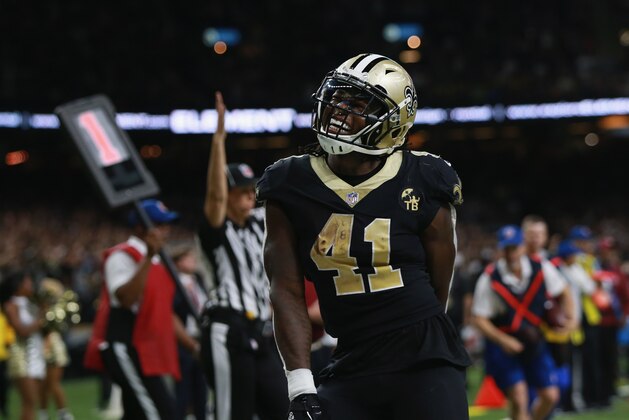 NEW ORLEANS, LA - SEPTEMBER 16:  Alvin Kamara #41 of the New Orleans Saints celebrates the two point conversion during the fourth quarter against the Cleveland Browns   at Mercedes-Benz Superdome on September 16, 2018 in New Orleans, Louisiana.  (Photo by Sean Gardner/Getty Images)