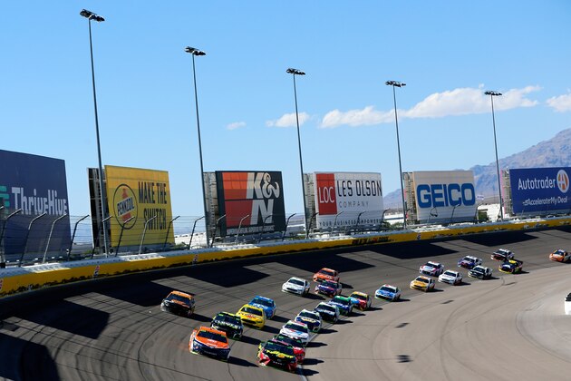 LAS VEGAS, NV - SEPTEMBER 16:  Brad Keselowski, driver of the #2 Discount Tire Ford, drives  during the Monster Energy NASCAR Cup Series SouthPoint 400 at Las Vegas Motor Speedway on September 16, 2018 in Las Vegas, Nevada.  (Photo by Jonathan Ferrey/Getty Images)