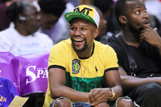 LOS ANGELES, CA - AUGUST 14:  Boxer Floyd Mayweather Jr. attends the New York Liberty vs the Los Angeles Sparks WNBA basketball game at Staples Center on August 14, 2018 in Los Angeles, California.  (Photo by Leon Bennett/Getty Images)