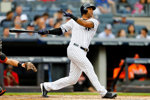 NEW YORK, NY - SEPTEMBER 22:  Aaron Hicks #31 of the New York Yankees hits a home run in the second inning against the Baltimore Orioles at Yankee Stadium on September 22, 2018 in the Bronx borough of New York City.  (Photo by Mike Stobe/Getty Images)