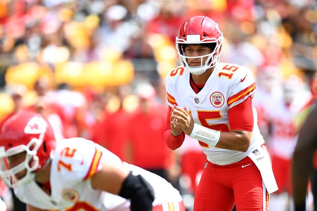PITTSBURGH, PA - SEPTEMBER 16:  Patrick Mahomes #15 of the Kansas City Chiefs in action during the game against the Pittsburgh Steelers at Heinz Field on September 16, 2018 in Pittsburgh, Pennsylvania. (Photo by Joe Sargent/Getty Images)