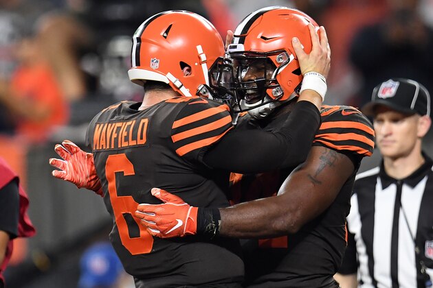 CLEVELAND, OH - SEPTEMBER 20:  Carlos Hyde #34 celebrates his touchdown with Baker Mayfield #6 of the Cleveland Browns during the fourth quarter against the New York Jets at FirstEnergy Stadium on September 20, 2018 in Cleveland, Ohio. (Photo by Jason Miller/Getty Images)