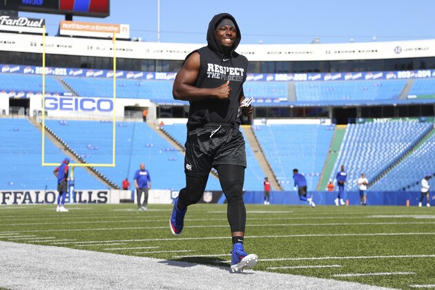 Buffalo Bills running back LeSean McCoy (25) warms up prior to the game against the Los Angeles Chargers on Sunday, Sept. 16, 2018, in Orchard Park, N.Y. (AP Photo/Rich Barnes)