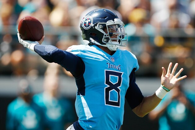 JACKSONVILLE, FL - SEPTEMBER 23:  Marcus Mariota #8 of the Tennessee Titans looks to pass the football during their game against the Jacksonville Jaguars at TIAA Bank Field on September 23, 2018 in Jacksonville, Florida.  (Photo by Wesley Hitt/Getty Images)