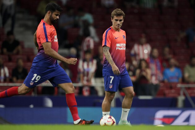 MADRID, SPAIN - SEPTEMBER 25: (L-R) Diego Costa of Atletico Madrid, Antoine Griezmann of Atletico Madrid  during the La Liga Santander  match between Atletico Madrid v SD Huesca at the Estadio Wanda Metropolitano on September 25, 2018 in Madrid Spain (Photo by David S. Bustamante/Soccrates/Getty Images)