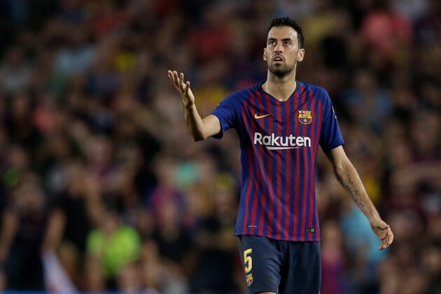 BARCELONA, SPAIN - SEPTEMBER 23: Sergio Busquets of FC Barcelona during the La Liga Santander  match between FC Barcelona v Girona at the Camp Nou on September 23, 2018 in Barcelona Spain (Photo by Jeroen Meuwsen/Soccrates/Getty Images)