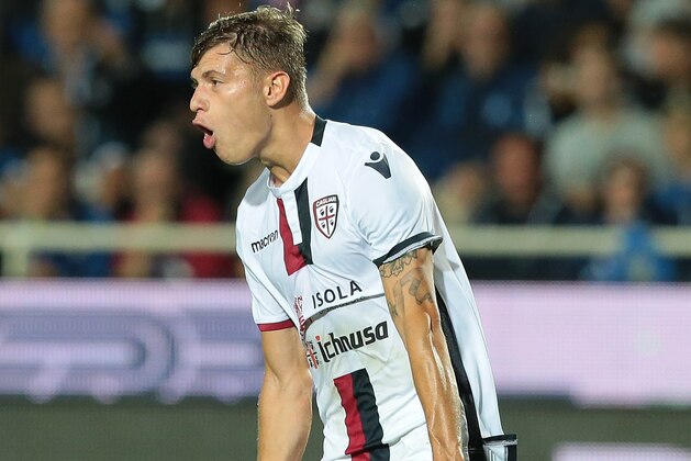 BERGAMO, ITALY - SEPTEMBER 02:  Nicolo Barella of Cagliari Calcio celebrates after scoring the opening goal during the serie A match between Atalanta BC and Cagliari at Stadio Atleti Azzurri d'Italia on September 2, 2018 in Bergamo, Italy.  (Photo by Emilio Andreoli/Getty Images)